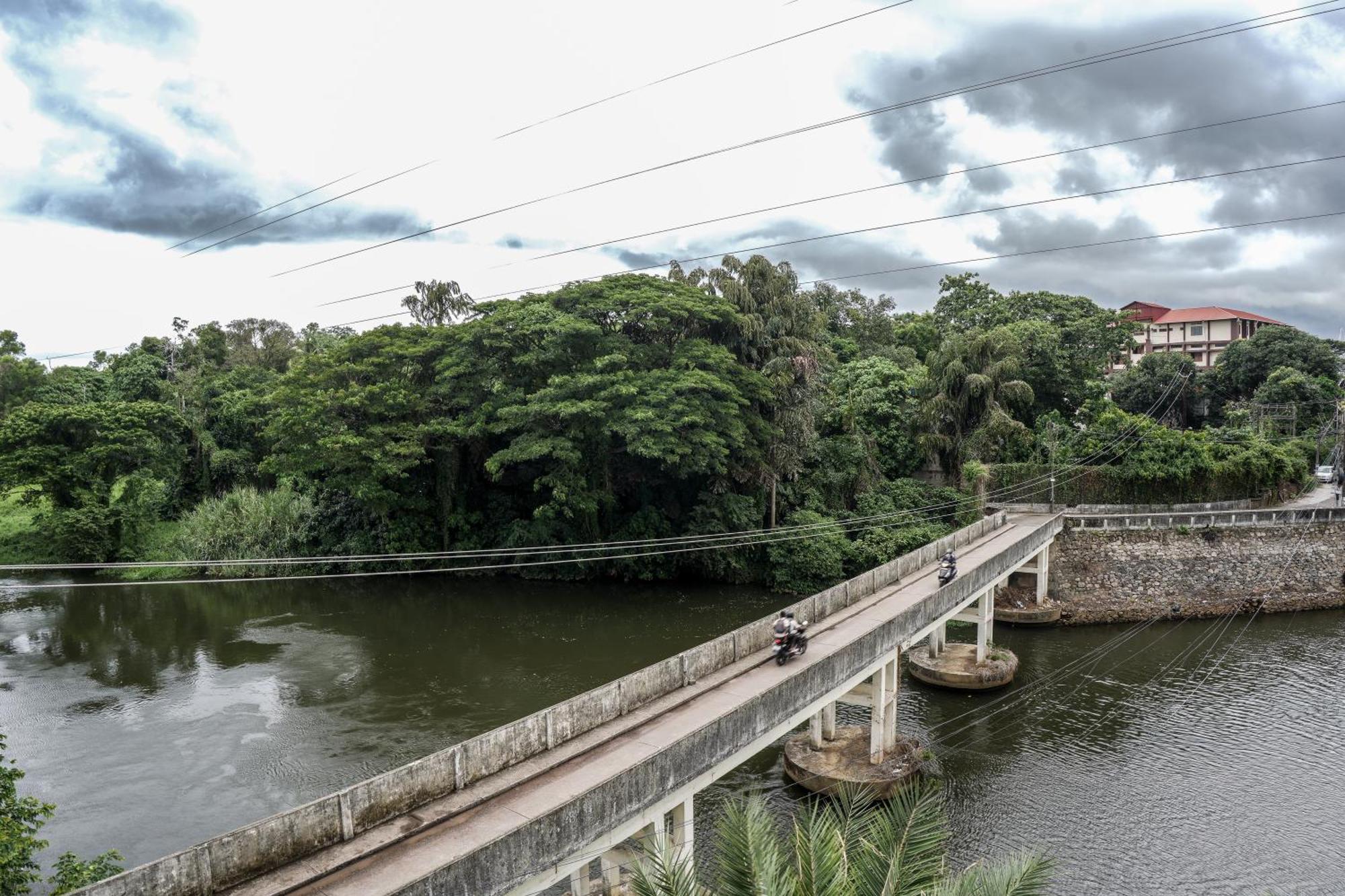 Hotel Lets Stay Kochi ภายนอก รูปภาพ